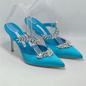 Manolo Blahnik Lurum 90 Embellished Satin Mules size 40